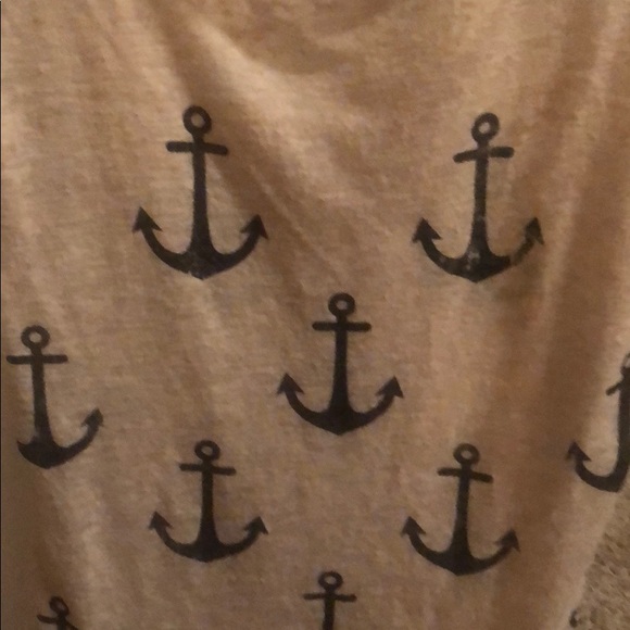 Anchor Summer Shirt! Perfect for Summer Vibes! - Picture 5 of 6